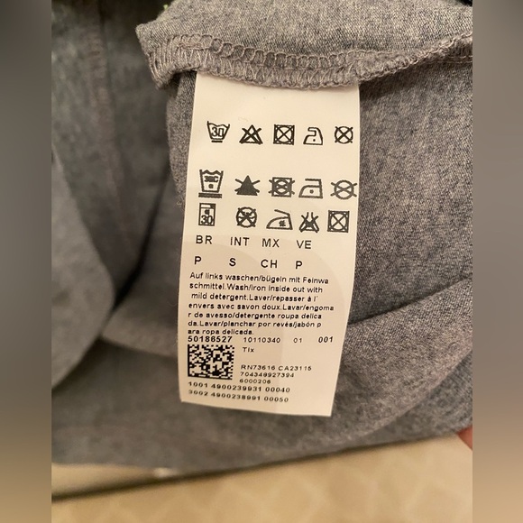 Hugo Boss T shirt Men’s Small ptp 20” - Picture 7 of 10